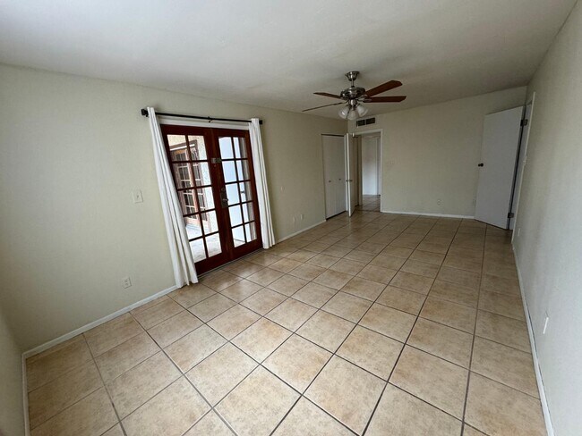 Building Photo - 16402 N 31st St