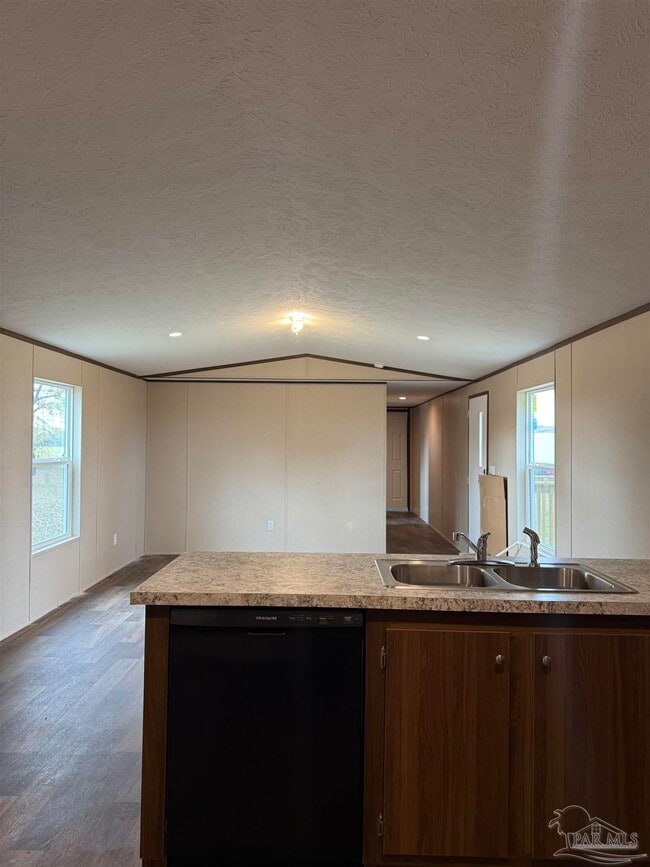 Building Photo - 4454 Custer Ln