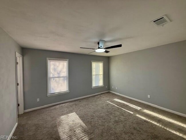 Building Photo - House For Rent Virginia Beach