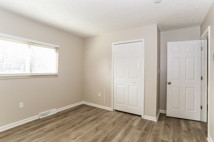 Building Photo - 6831 Maybrook St