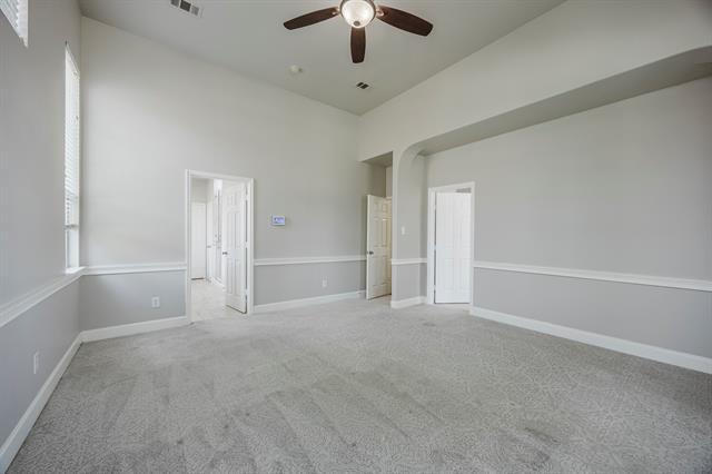 Building Photo - 11298 Bakersfield Dr