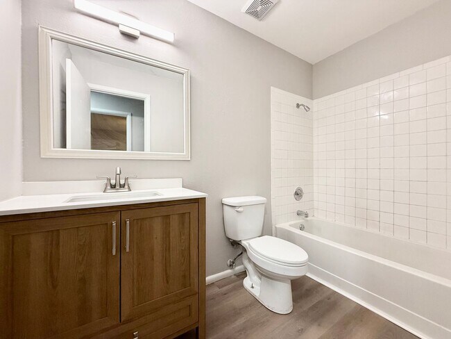 Building Photo - ***2607 Walker St***