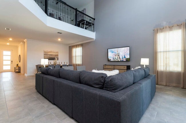 Building Photo - 4319 Scene Ln