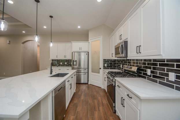Building Photo - 14922 Indian Hill Trail