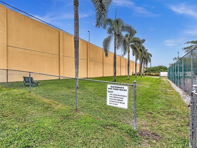 Building Photo - 15212 W Tranquility Lake Dr