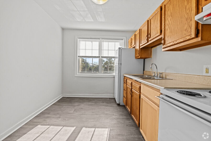 2 BR Unit - The Grand at New Port