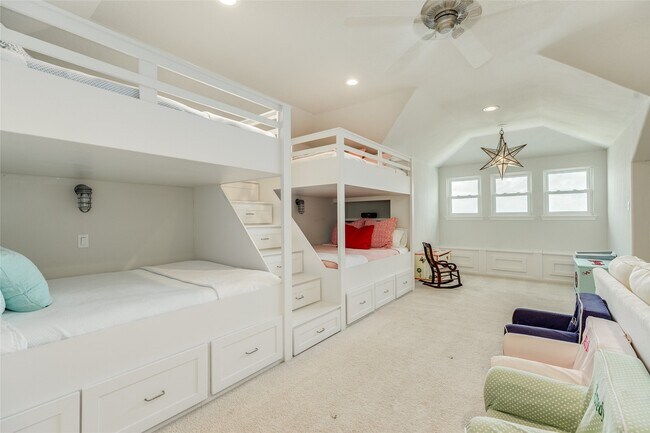Building Photo - 9680 Airway Ln