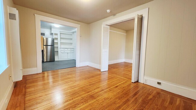 Building Photo - 184-186 Park Street