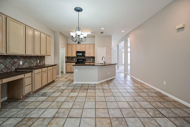 Building Photo - 11119 Fairway Dr