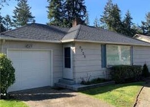 Building Photo - Beautiful 2 bedroom 1 bath Cozy Home for Rent- Minutes from Steilacoom Lake!