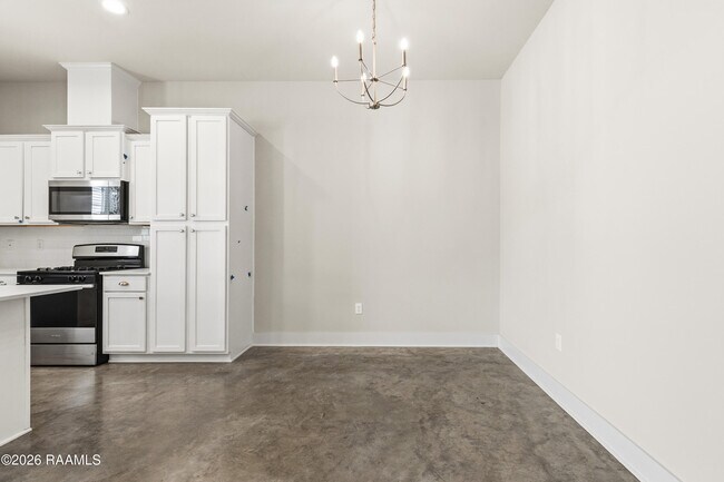 Building Photo - 107 Satsuma Dr