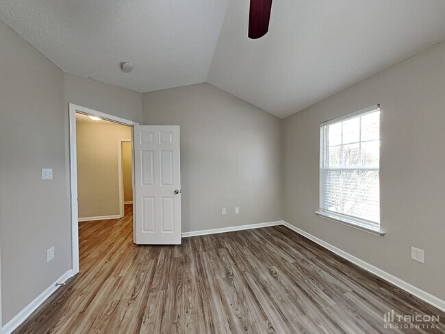 Building Photo - 4509 Capstone Dr