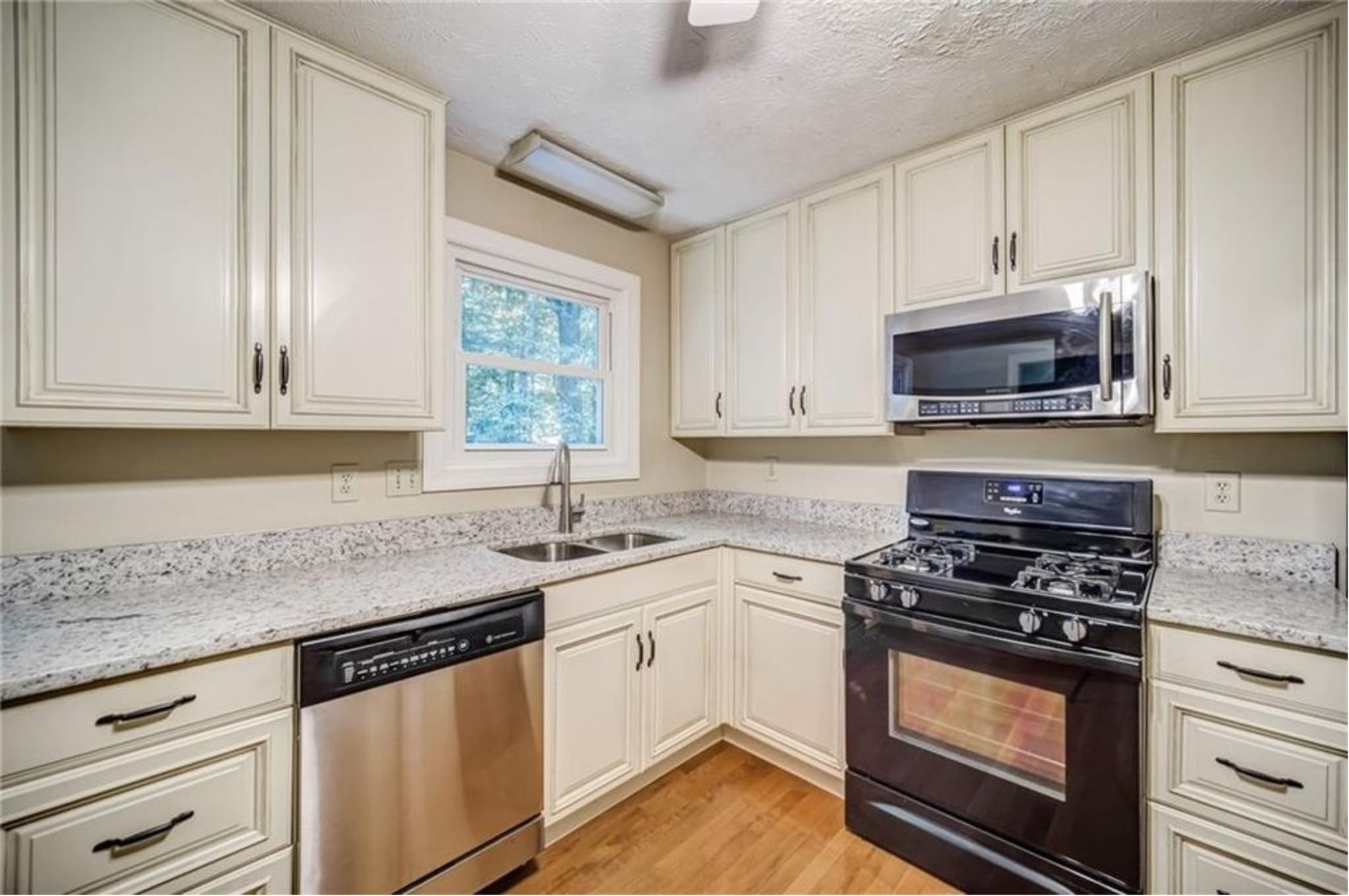 Building Photo - 10385 Rillridge Ct