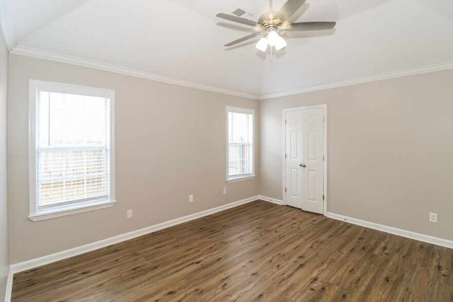 Building Photo - 2646 Breezy Ridge Trail