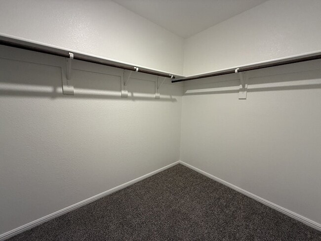 Building Photo - 10530 Ft Cibolo Trl