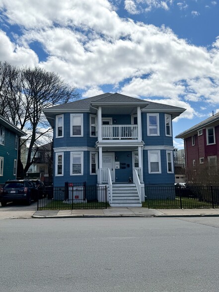 Building Photo - 143 E Cottage St