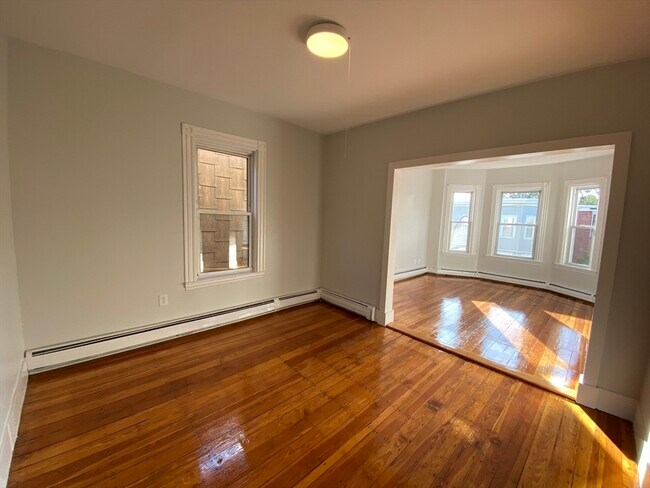 Building Photo - 632 Dorchester Ave