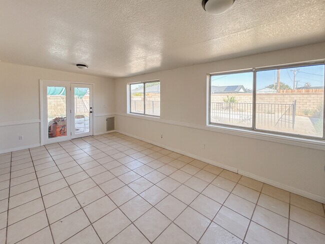 Building Photo - 21850 101st St