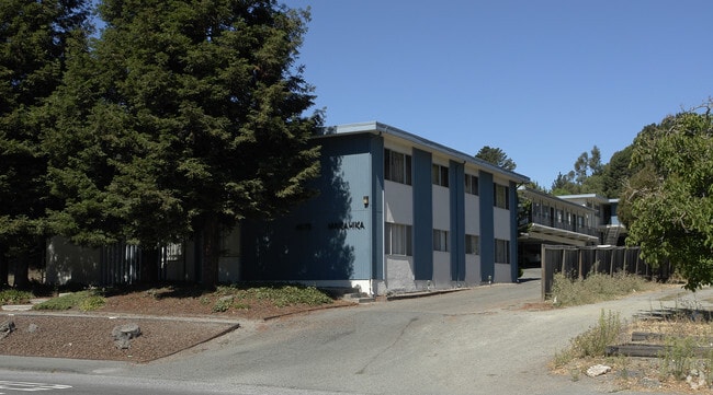 Primary Photo - Makahika Apartments