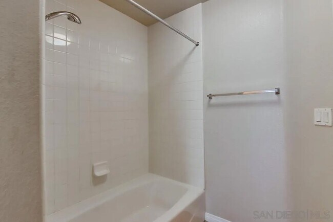 Building Photo - 330 J St