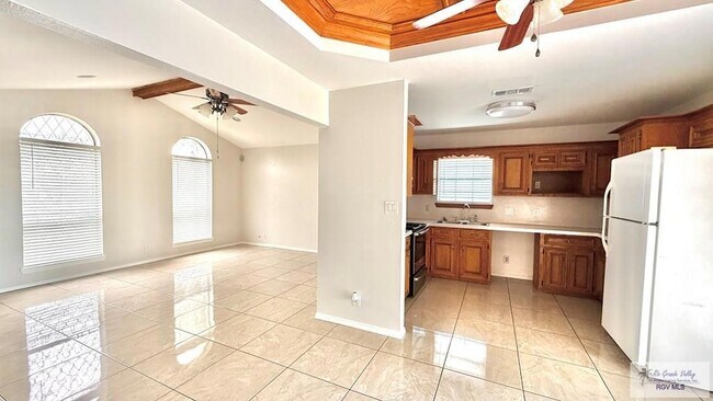 Building Photo - 1587 Pinion Dr