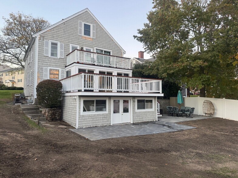 Primary Photo - 62 Summer St