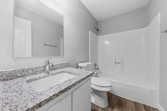 Building Photo - 124 Wind Ridge Dr