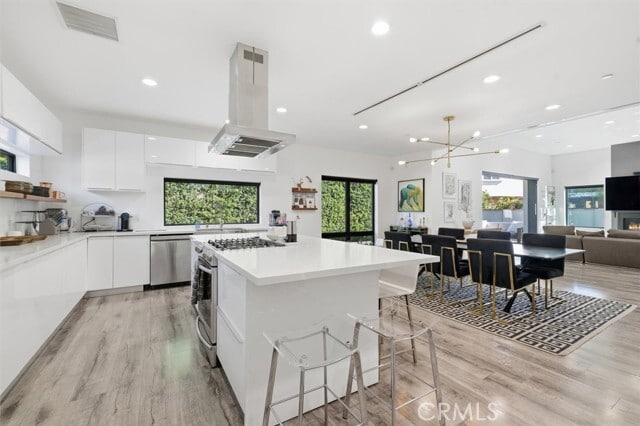 Building Photo - 5487 Blanco Way