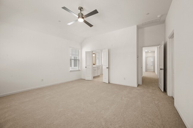 Building Photo - 8936 Magnet Dr