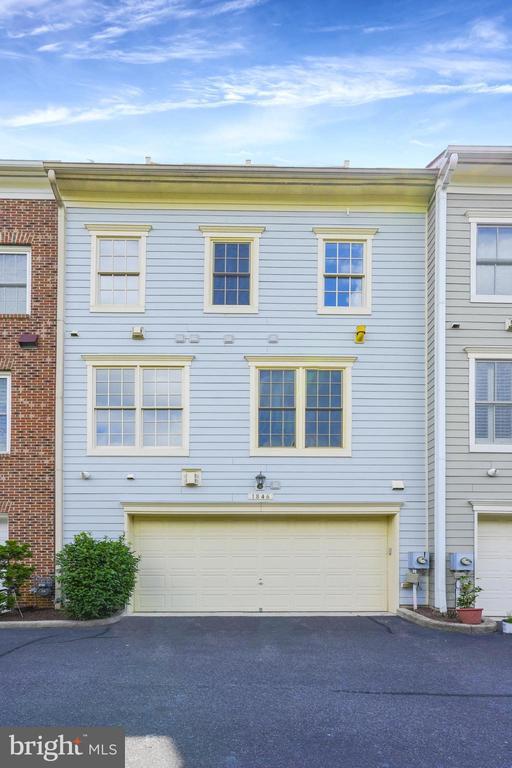 Building Photo - 1846 Potomac Greens Dr