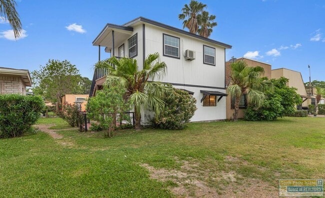 Primary Photo - 313 McFadden Dr