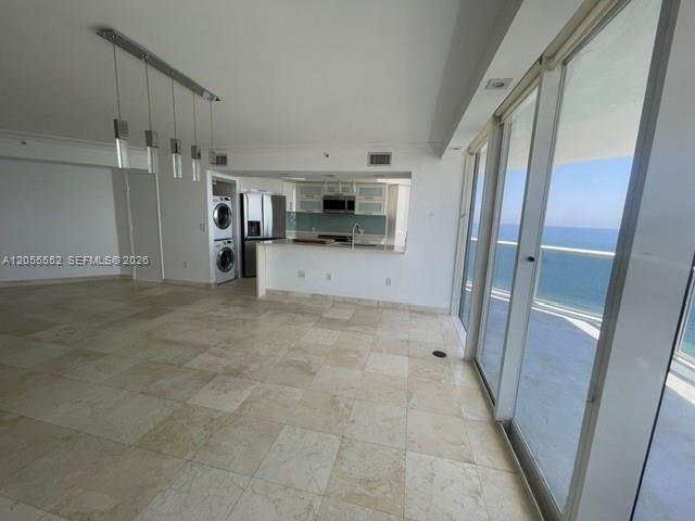 Building Photo - 6301 Collins Ave