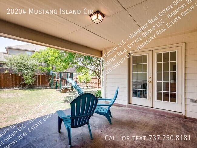 Building Photo - 20204 Mustang Island Cir