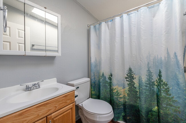 Building Photo - 20945 Via Duran Point