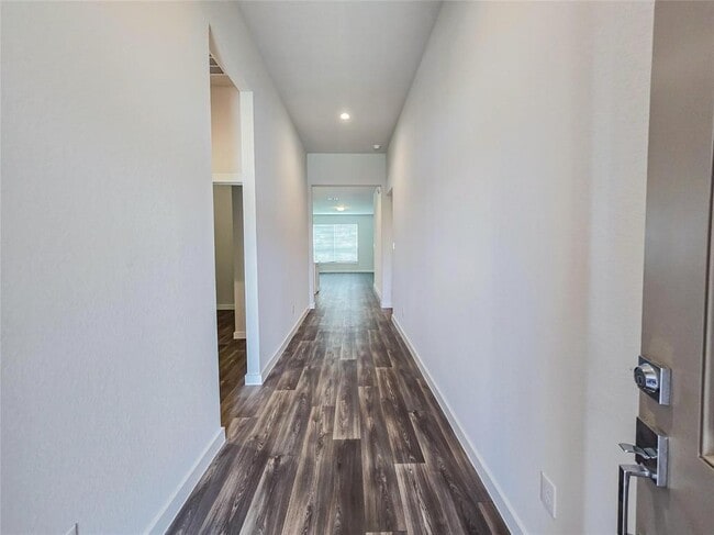 Building Photo - 3068 Sunmoon Ln