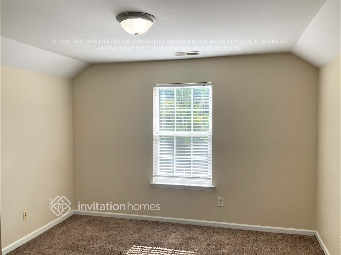 Building Photo - 12224 Palomar Dr