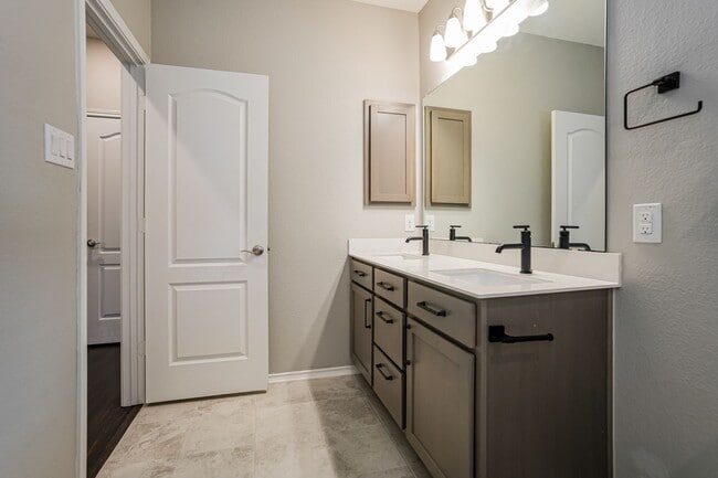 Building Photo - Beautifully Maintained Single-Story Home in Round Rock