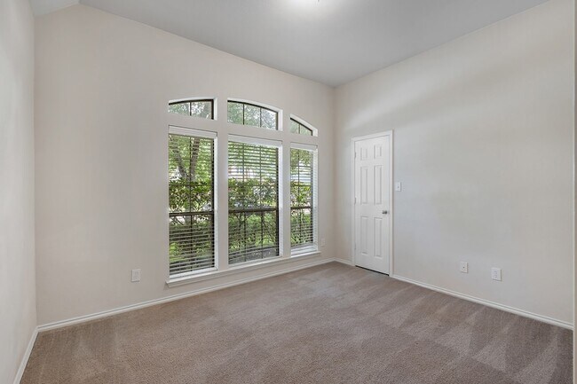 Building Photo - 3711 Rocky Ledge Ln