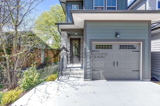 Building Photo - 669 Westboro Dr