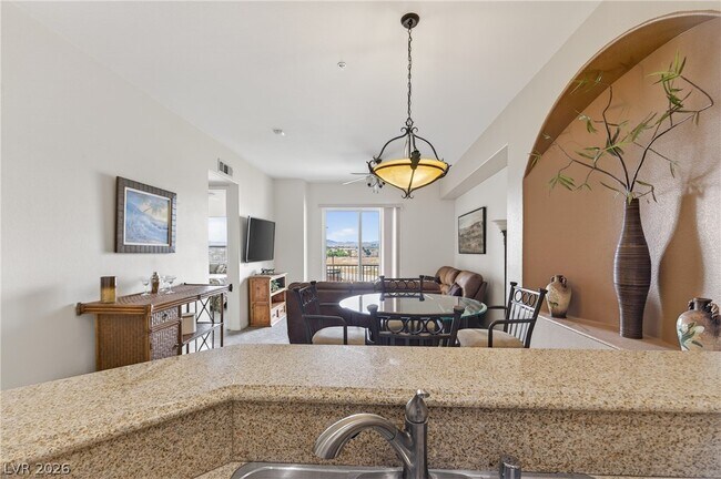 Building Photo - 62 E Serene Ave