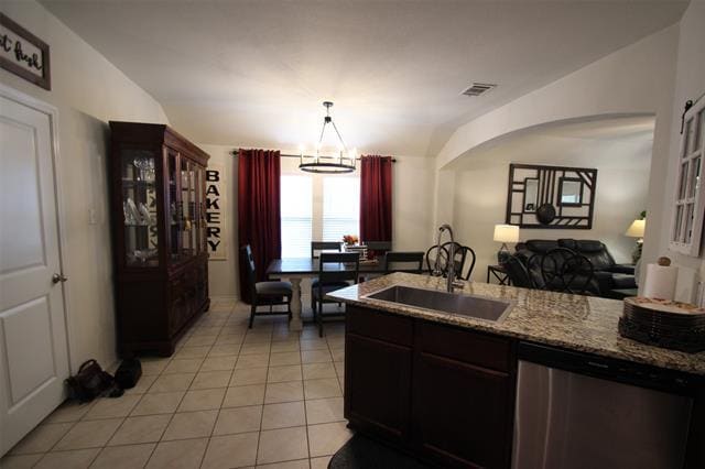 Building Photo - 2247 Bryant Ln