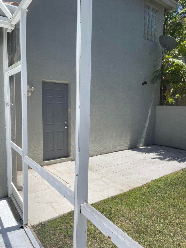 Building Photo - 20886 Avenel Run