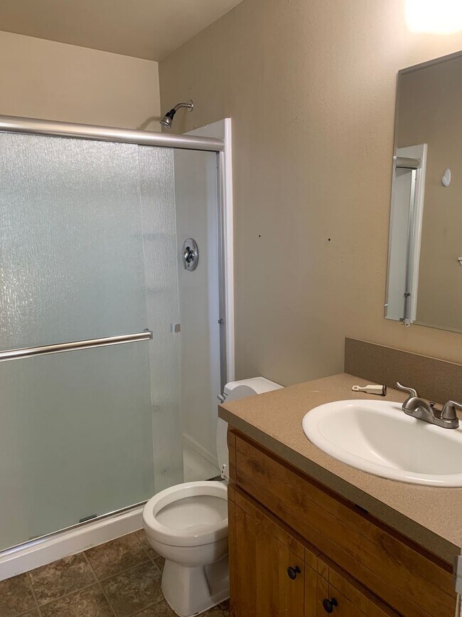 Building Photo - 54- 12th, Poplar