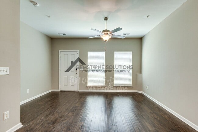 Building Photo - 6007 Dupont Cove Dr