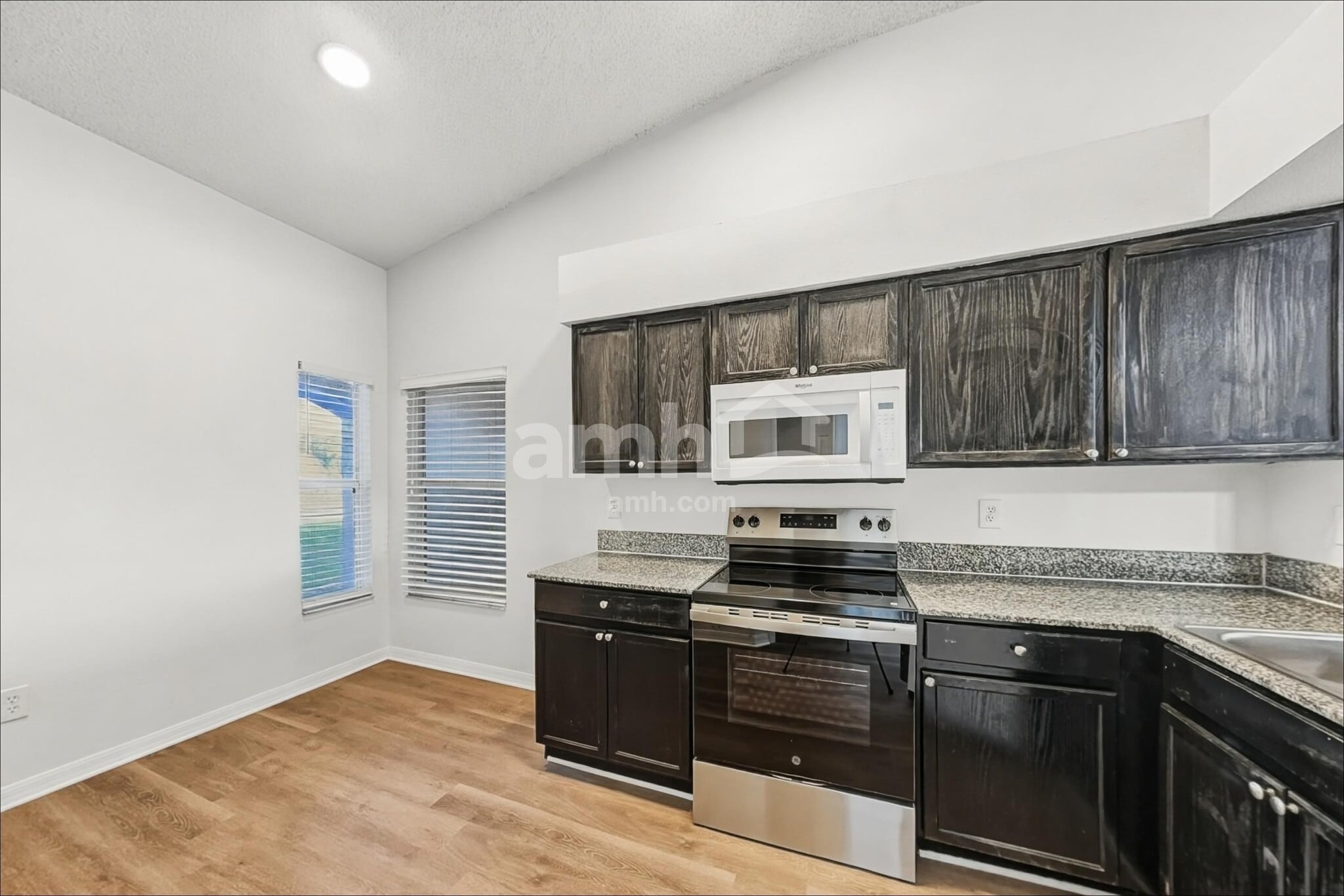 Building Photo - 11806 Brenford Crest Dr
