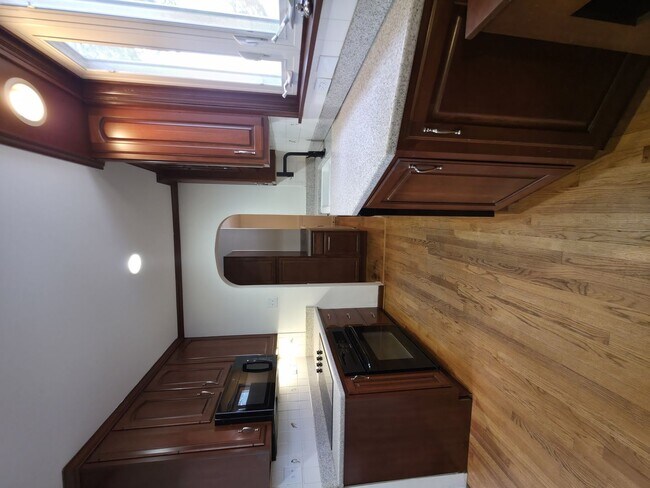 Building Photo - 3 Bed 1 Bath in Rochester PA