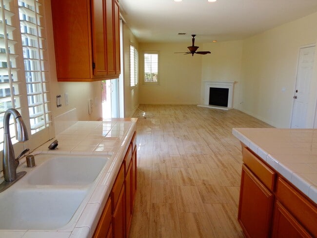 Building Photo - 1551 N Poconos Cir