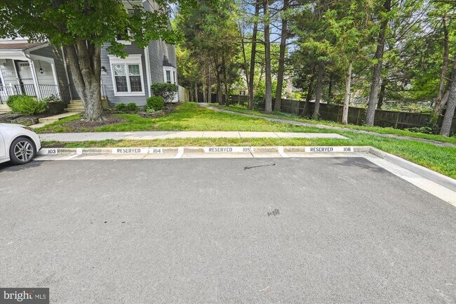 Building Photo - 6312 Chimney Wood Ct