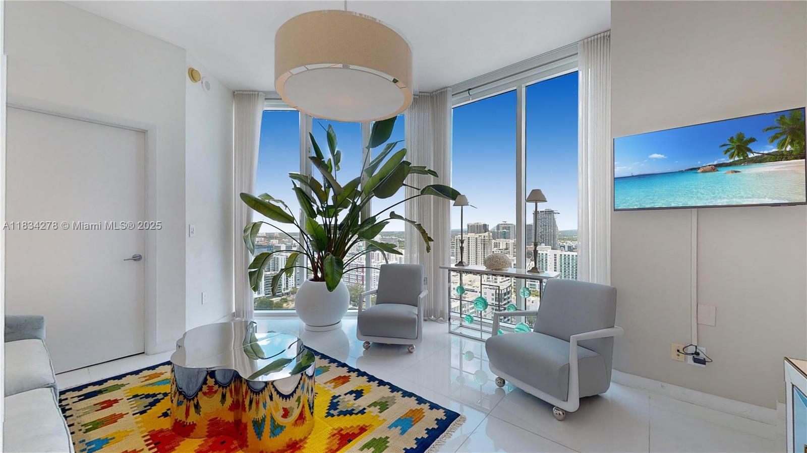 Building Photo - 2020 N Bayshore Dr