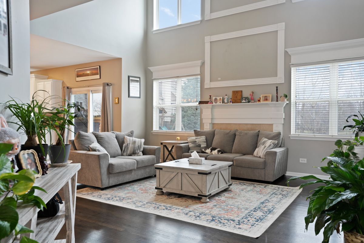 Building Photo - 25947 Campbell Ln